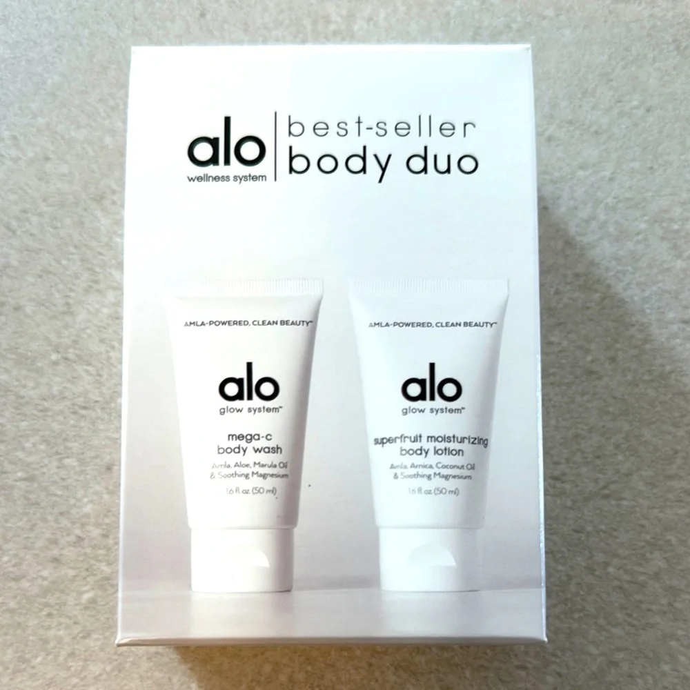ALO Yoga Best-Seller Body Duo! NWT!